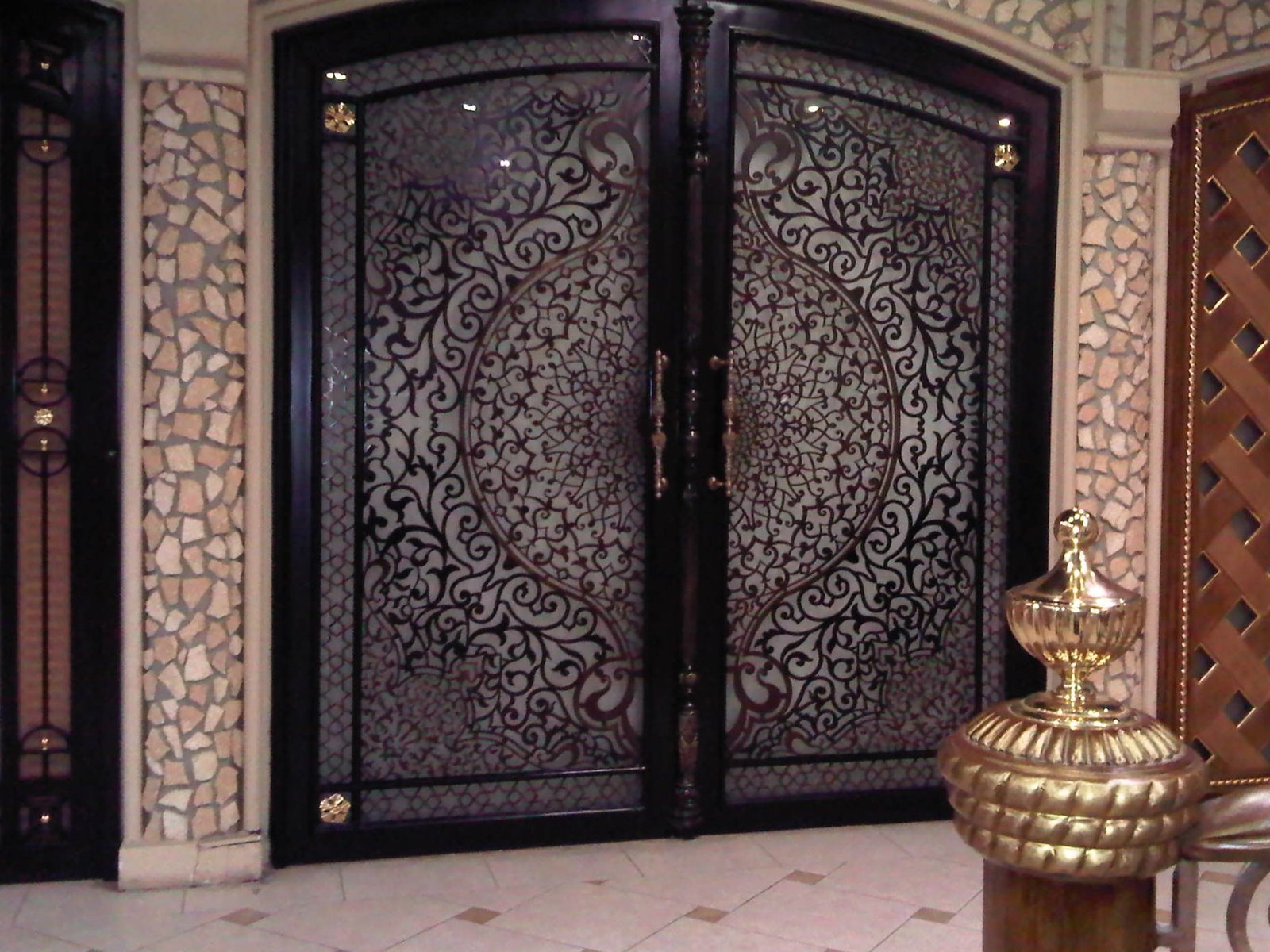 ابواب وشبابيك